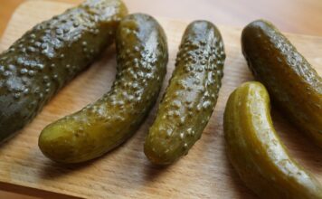 O jakiej porze dnia najlepiej jeść kiszonki?