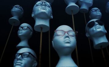 Czy Kropelka można kleić styropian?